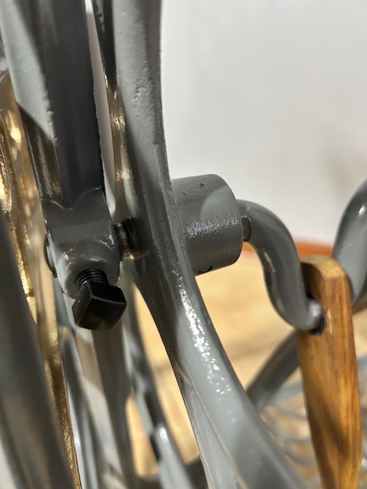 Podstawa - nogi maszyny do szycia PFAFF