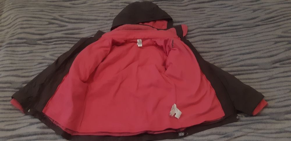Куртка decathlon на дівчинку 2в1