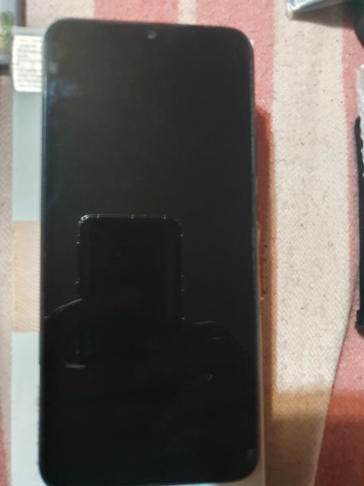 Сяоми редми 9с память 32  Робочій.