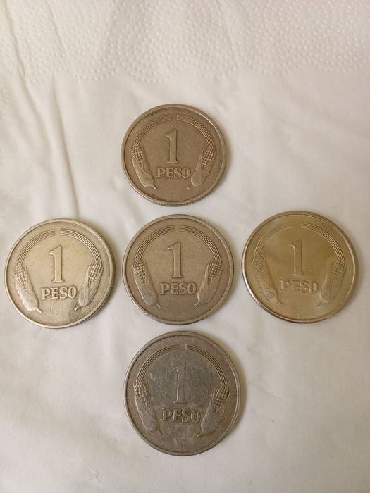 Moedas (5) PESOS de COLOMBIA 1974/1976/1977/1979/1980