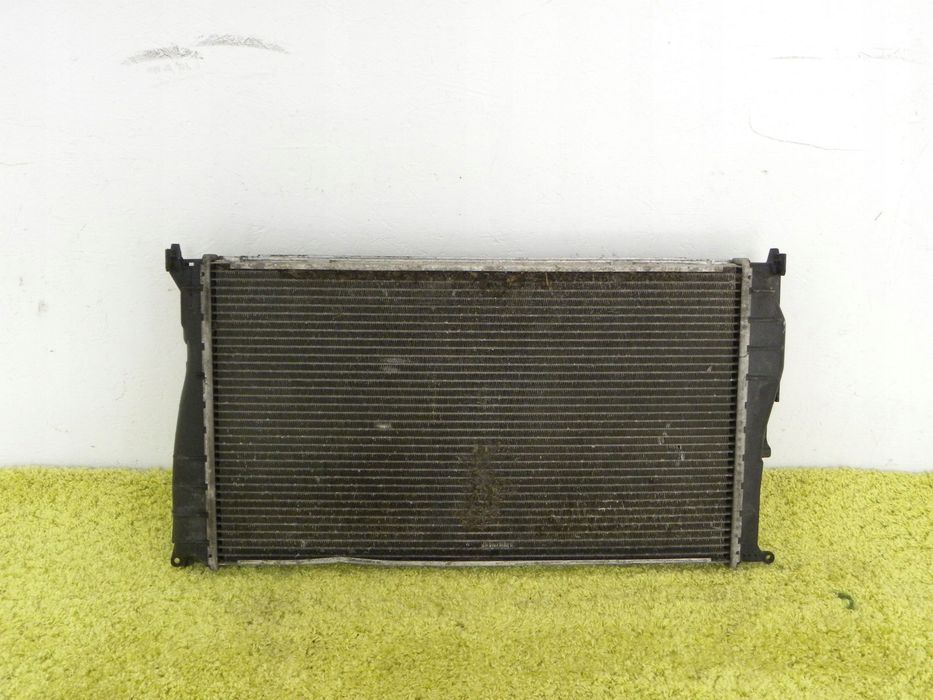 chłodnica wody bmw e91 e92 3,0d 330d oryginał