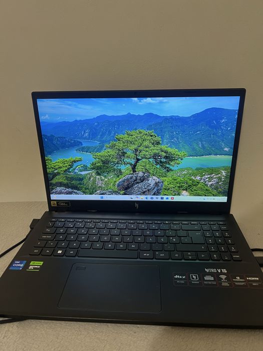 Portátil Acer Nitro V15
