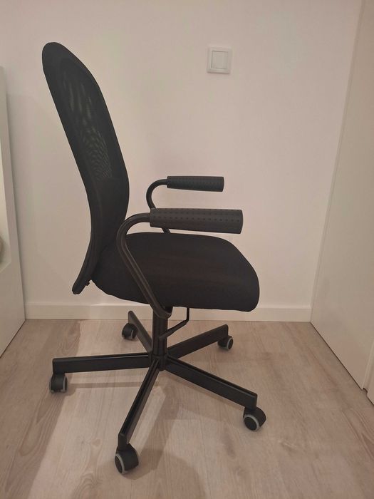 Cadeira de secretária como NOVA