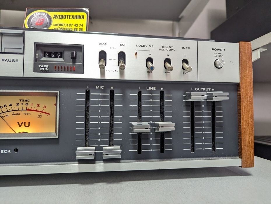 TEAC A-450. Stereo Cassette Deck. Dolby Copy/Timer.  Вес 9,5 кг. JAPAN
