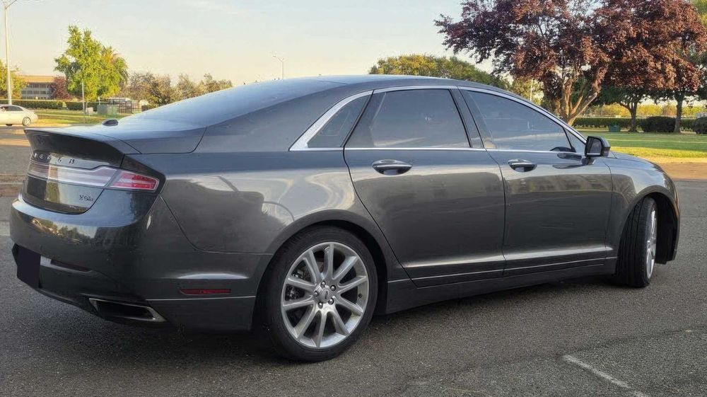 Lincoln MKZ      2016