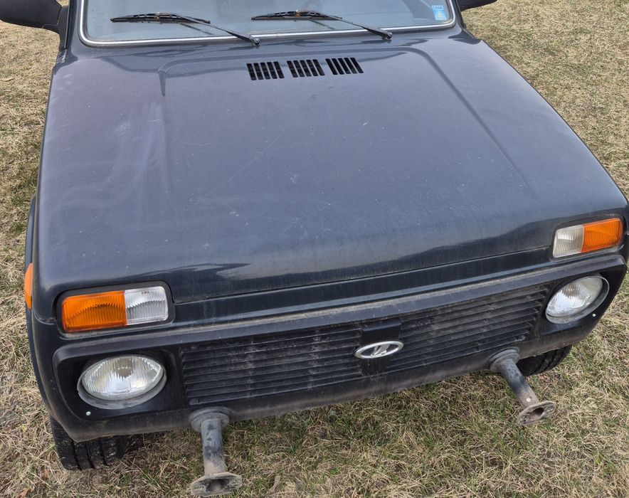 Lada 4x4 niva maska pokrywa silnika