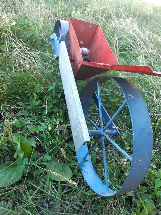 Продам Сівалку ручну