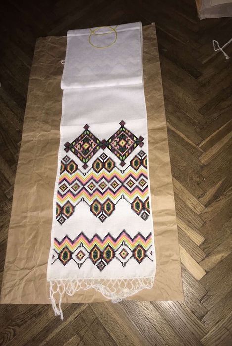 Весільний вишитий рушник