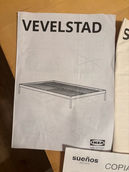 Estrutura de cama IKEA