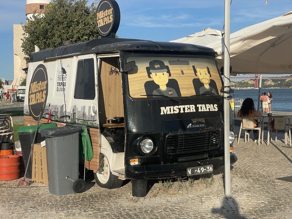 Peugeot J7 Food Truck Clássica | Totalmente Equipada | Projeto Premium