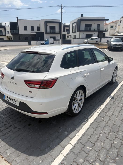 SEAT Leon — fotografia 4