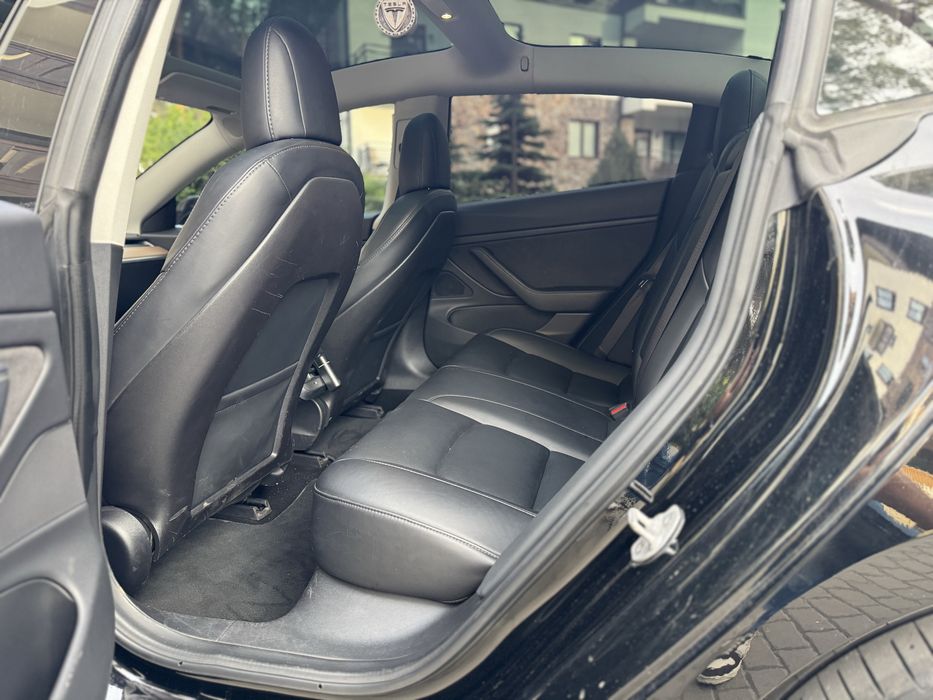 Tesla Model 3 (тесла модел 3)