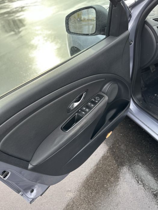 Продам свіжопригнаний  Renault megane 3
