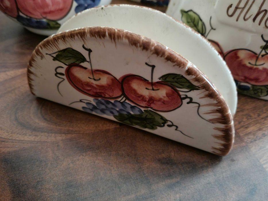 Selling decorative kitchen set424832974298828801