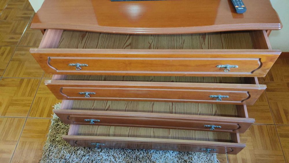 Quarto muito completo