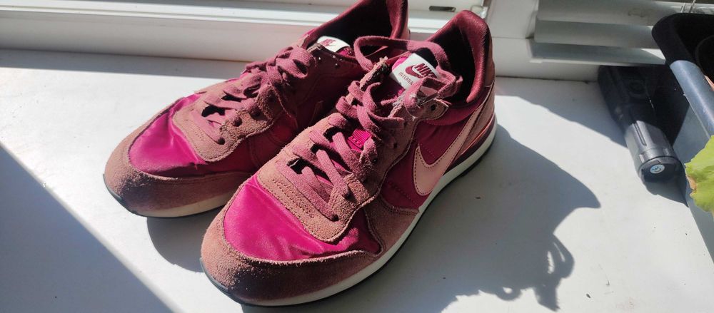 Кроссовки nike internationalist