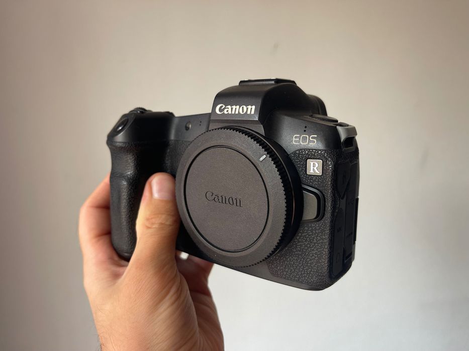 Canon R Body байонет RF бездзеркалка