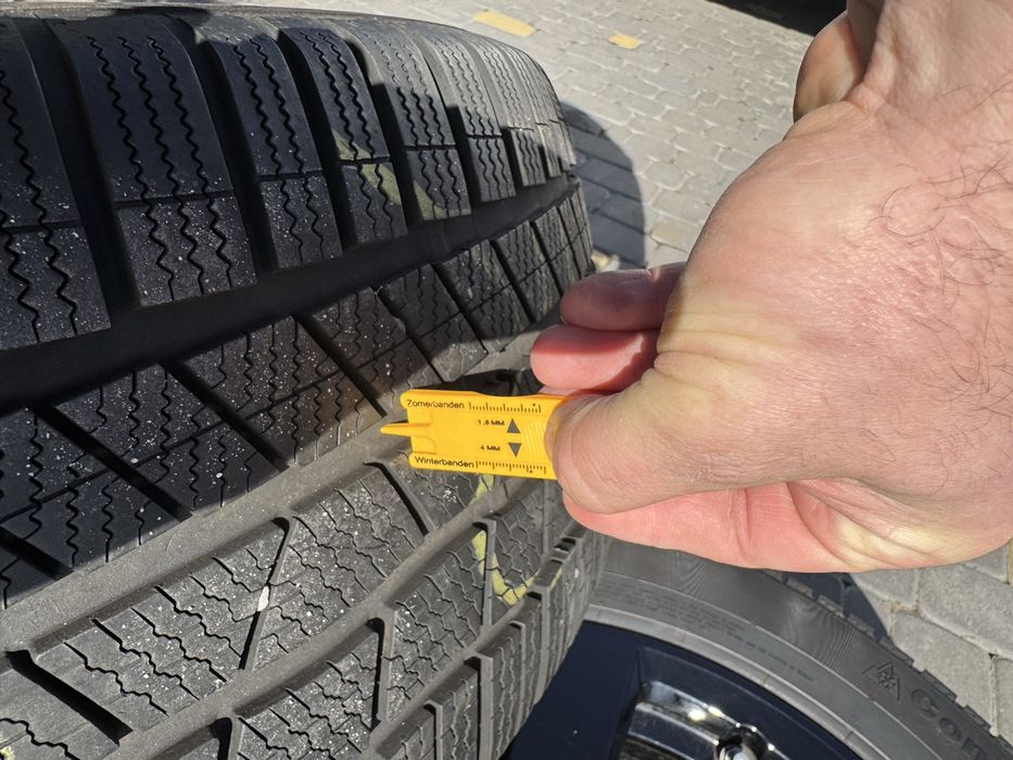 285/45 r20 диски з резиною Volkswagen Touareg,Tiguan nevada дизайн