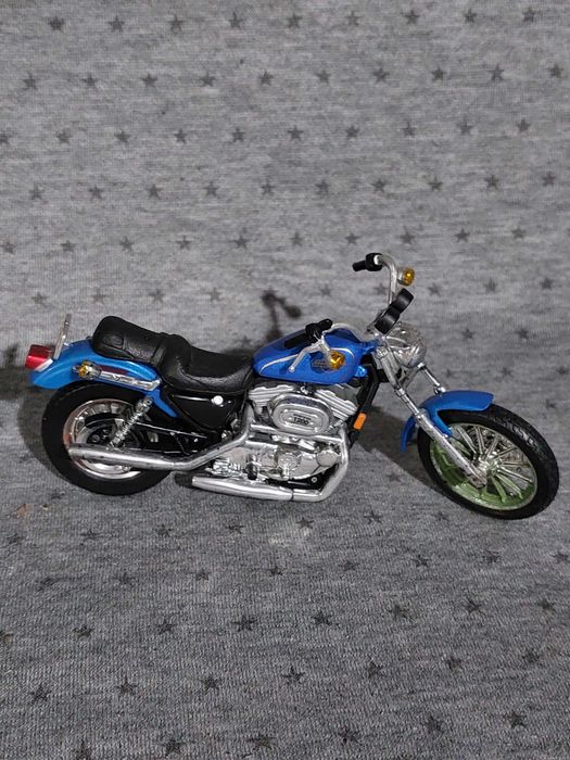 9 Harley Davidson maisto
