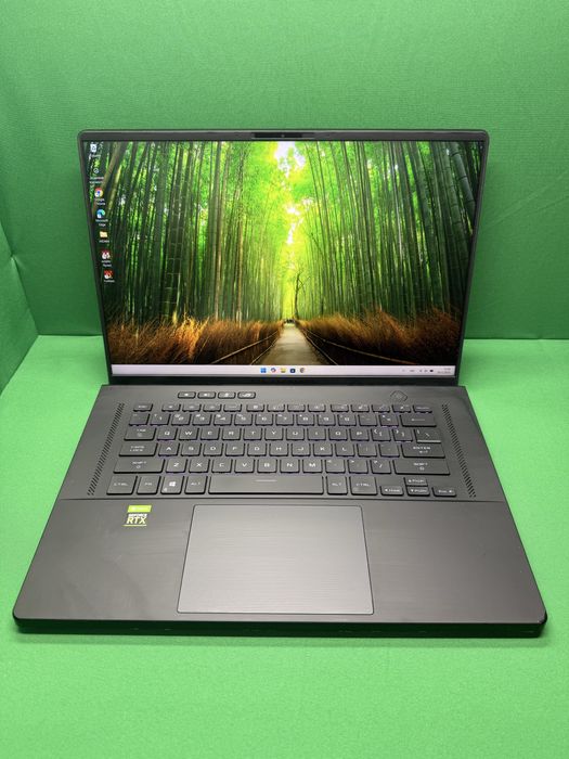 Asus ROG Zephyrus M16 / i5-12500H / RTX 3070 Ti / 24GB / 1TB SSD / 165