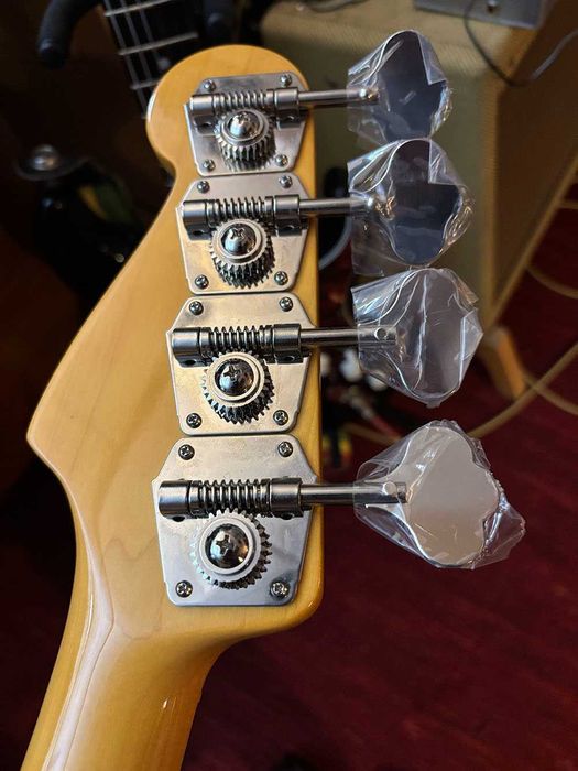 Fender Jazz Bass USA com Braço Precision MIM – Estado Impecável