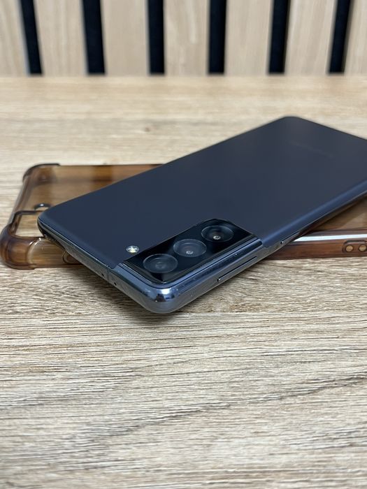 Смартфон Samsung Galaxy S21 5G 128Gb