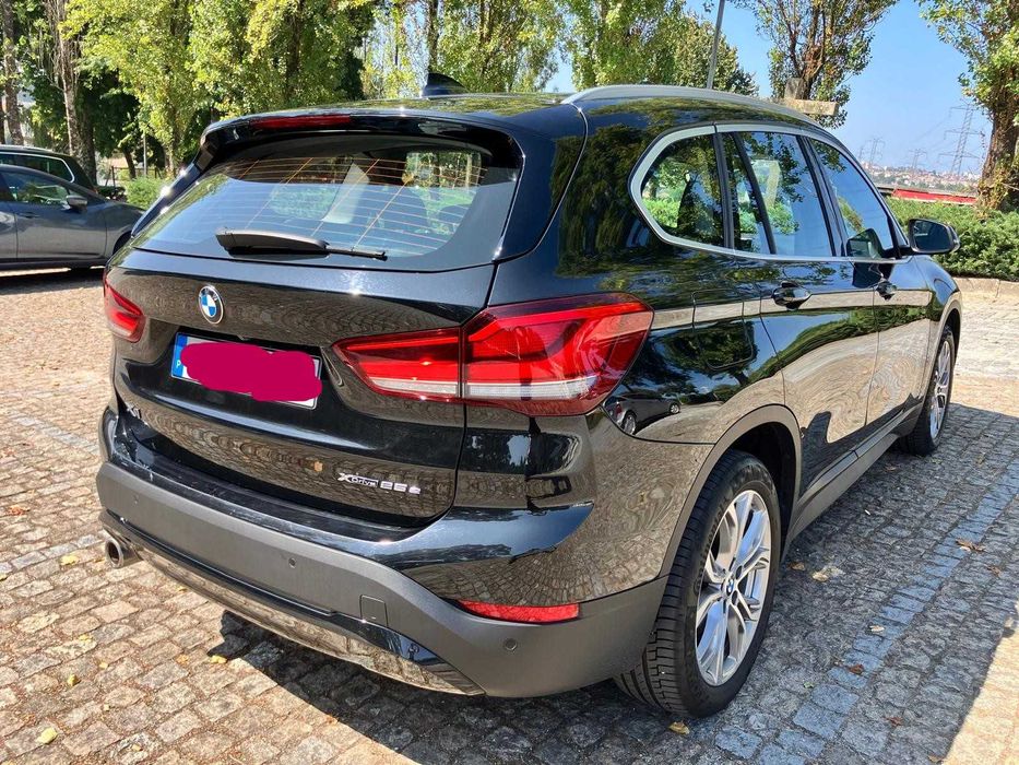 BMW SUV X1 xDrive caixa automatica plug-in 220cv tração 4 rodas