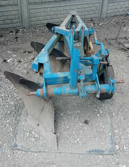 Pług 3 skibowy