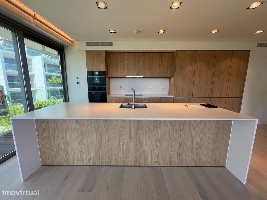 Apartamento T2 com piscina, Cascais