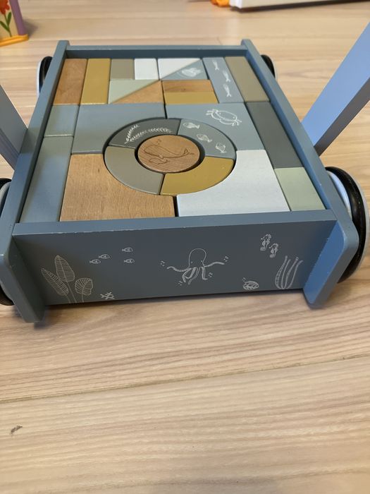 Pchacz drewniany / klocki Little Dutch