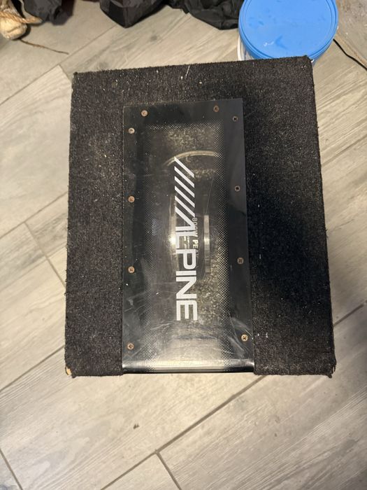 Tuba/Głośnik wraz z wzmacniaczem do auta