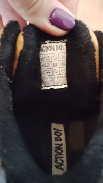Buty zimowe r. 28