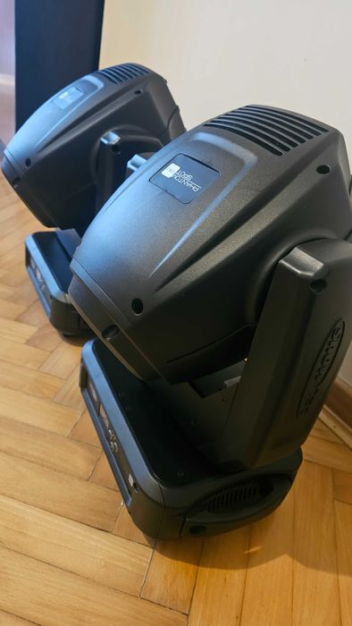 Showtec PHANTOM 130 LED SPOT ruchoma głowa stan IDEALNY