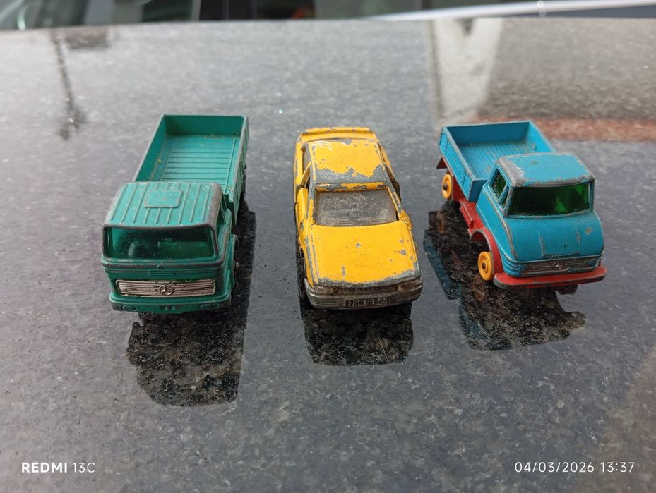 Conjunto 3 carros miniatura antigos
