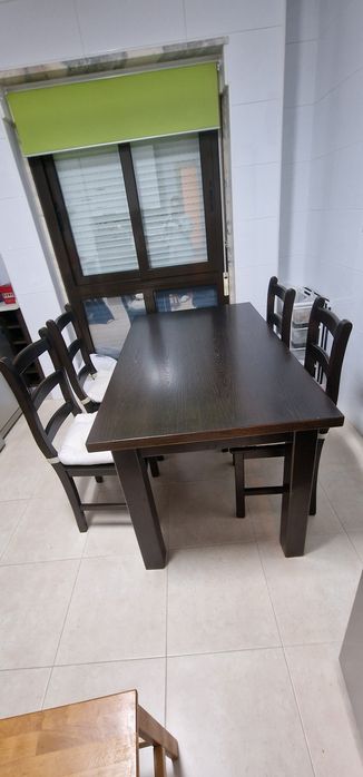 Mesa de cozinha em carvalho maciço