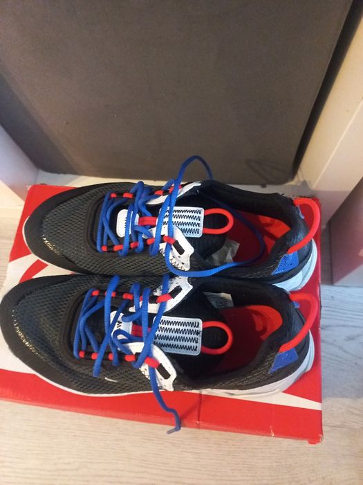 Nike react live (gs)
