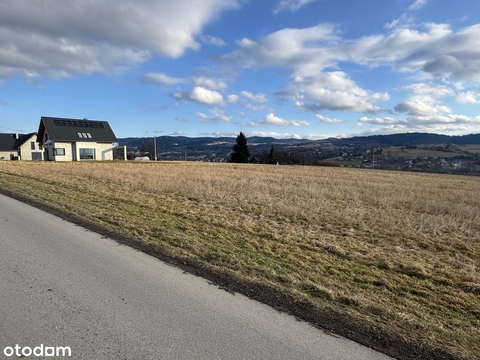 Działka budowlana z widokiem na Pilsko i Skrzyczne, asfalt, media!