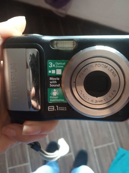 Camera64738475109379122