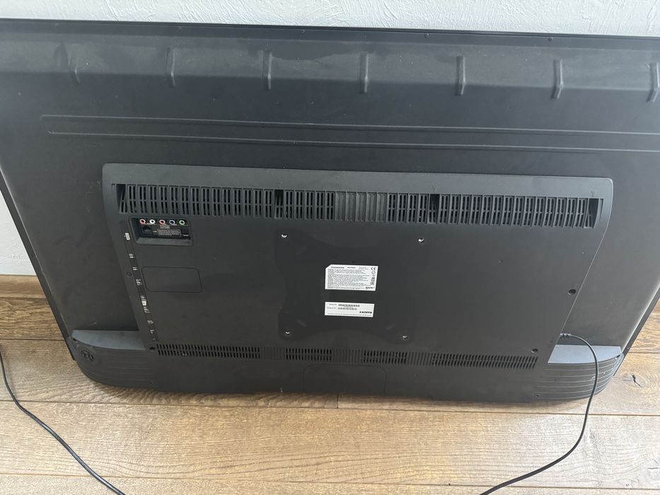 Sprzedam TV Thomson 48”