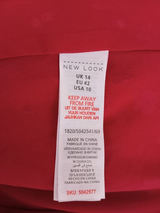 Sukienka czerwona kopertowa w kwiaty New Look rozmiar 42 XL