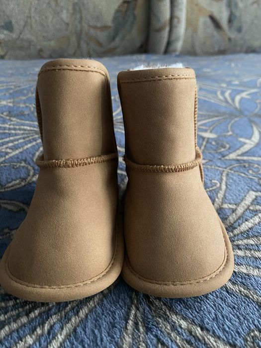 Детские угги на девочку