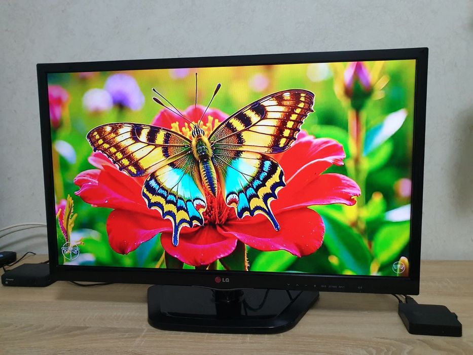 К продаже Smart TV. LG 32" диагональ.