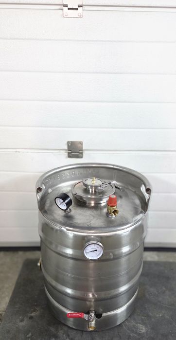 Електричний автоклав-куб