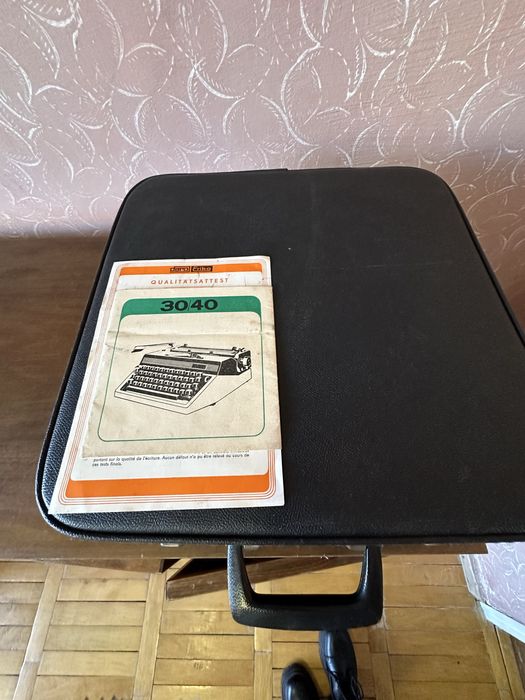 Друкарська машинка Erika 30/40 пишущая