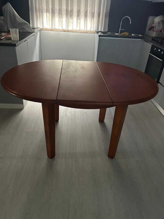 Mesa de jantar redonda