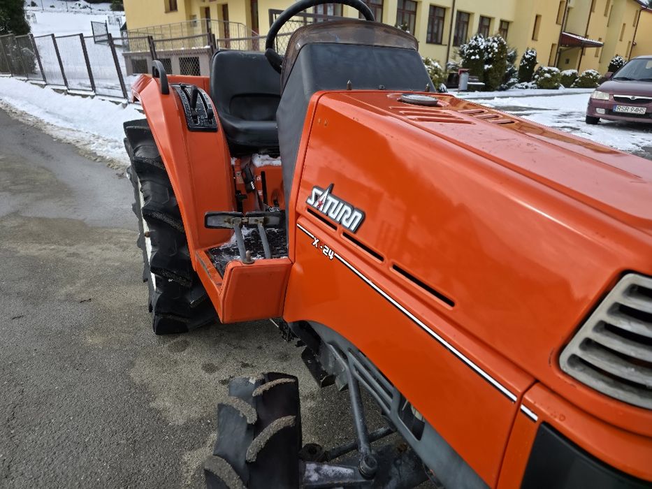 Kubota X24 Saturn 4x4 Regulowane felgi !! BDB stan 24km