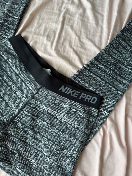 Legginsy sportowe NIKE, legginsy na siłownie, Nike pro
