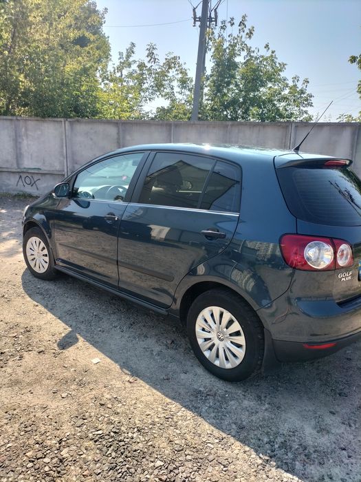 Volkswagen golf plus