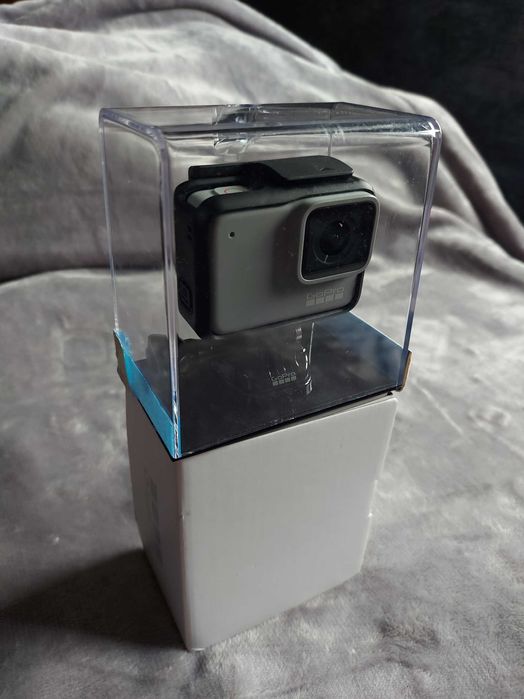 GoPro Hero 7 White + Acessórios
