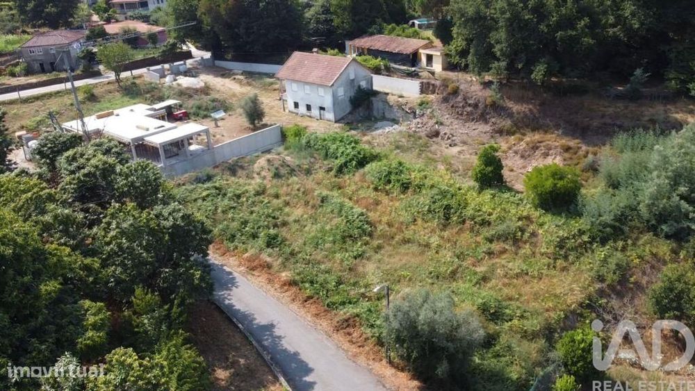 Plot of Land in Rebordões (Souto)
